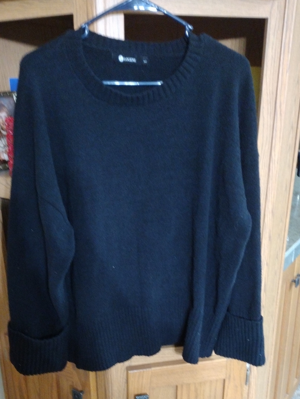 Women's Black Crewneck Sweater - Unbranded